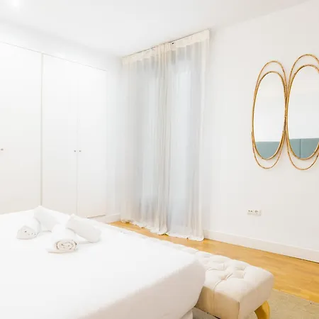 Appartement 3 Bedrooms 2 Bathrooms Furnished - Triana - Great - Mintystay