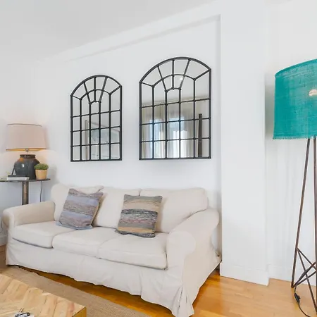 Apartamento 3 Bedrooms 2 Bathrooms Furnished - Triana - Great - Mintystay